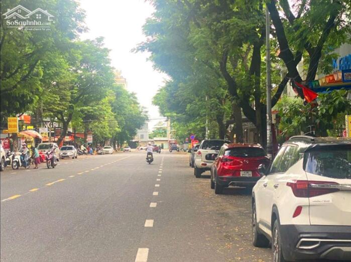 Hình ảnh Chính chủ gửi bán nhà 3 tầng MT đường Kinh Dương Vương,P Thanh Khê.Đà Nẵng 2