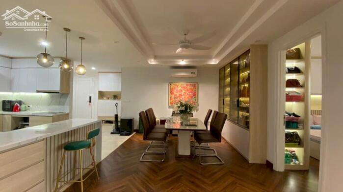 Hình ảnh Bán căn hộ tòa E1 Ciputra 4 ban công, nhiều ánh sáng 0