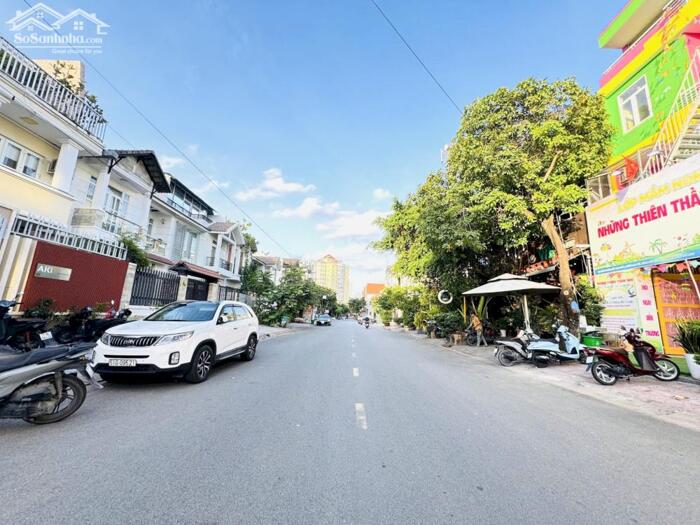 Hình ảnh Bán Nhà Mặt Tiền Ngay Song Hành,An Phú,Q2 DT:150m2(7,5mx20m) Hầm 3 Tầng-Giá 46,5 Tỷ 0