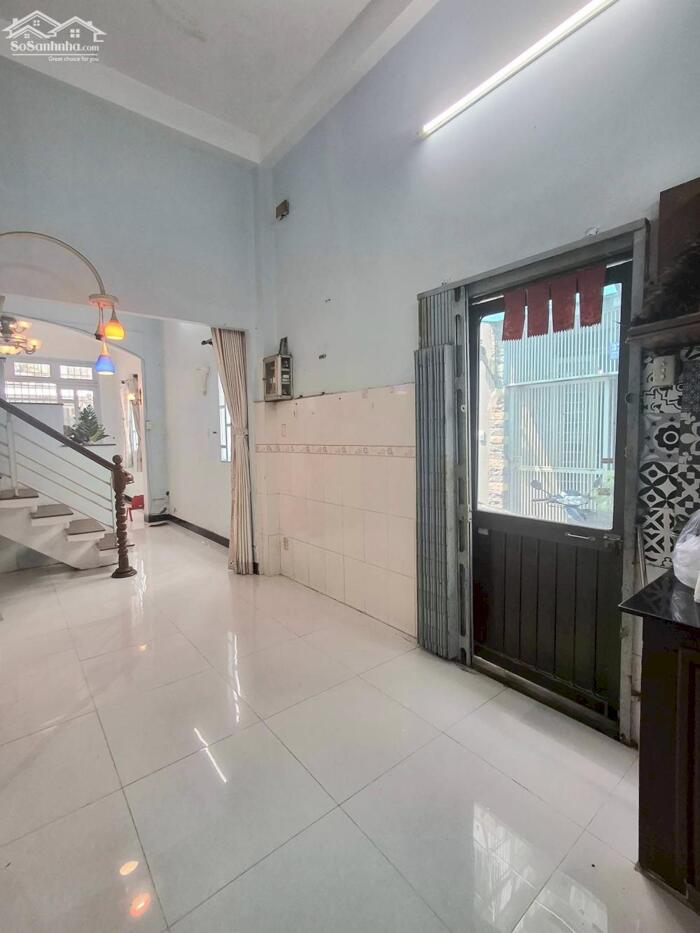 Hình ảnh Bán nhà 2 mặt hẻm 1/ đường Nguyễn Văn Khối, p11, Gò Vấp 0