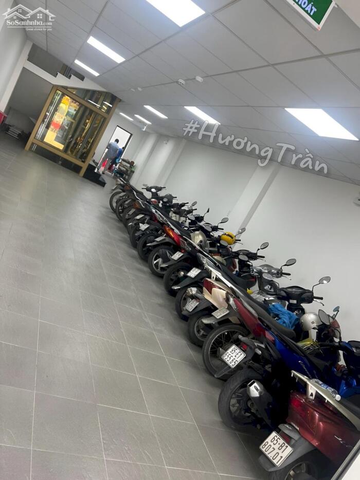 Hình ảnh CHO THUÊ hoặc BÁN TÒA NHÀ 7 TẦNG 840,32m2 MỚI XÂY 100% (CÓ THANG MÁY) MẶT TIỀN ĐƯỜNG 30/4 8