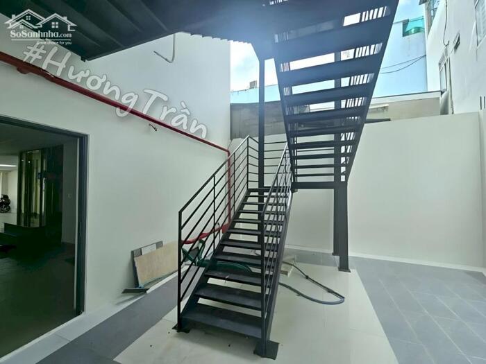 Hình ảnh CHO THUÊ hoặc BÁN TÒA NHÀ 7 TẦNG 840,32m2 MỚI XÂY 100% (CÓ THANG MÁY) MẶT TIỀN ĐƯỜNG 30/4 9