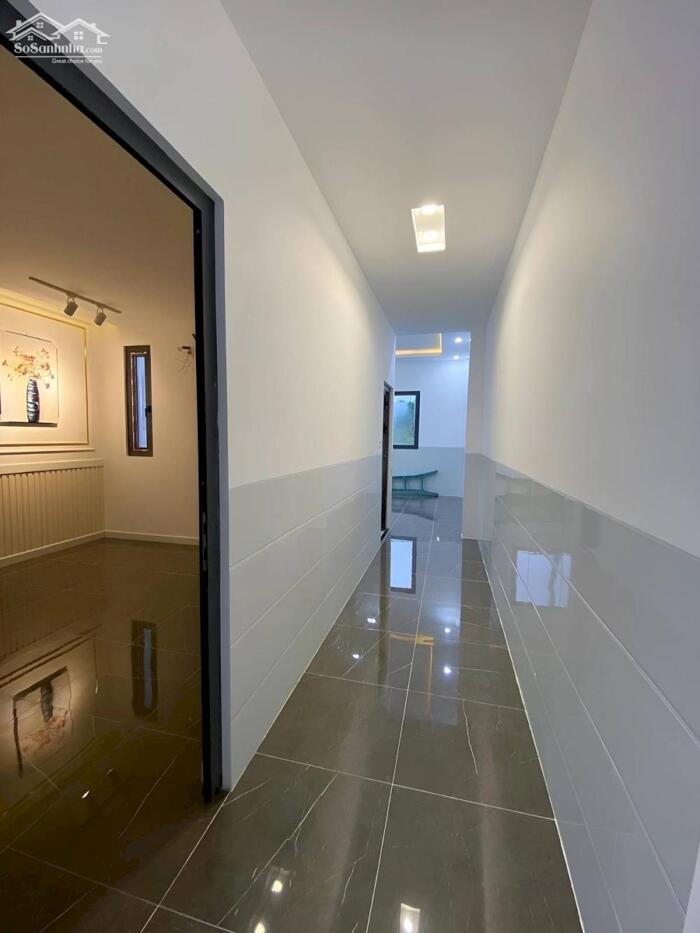 Hình ảnh Thường xuyên đi công tác xa nên tôi cần bán lại căn nhà Gần Cây Xăng Đức Hưng 3