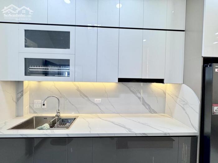 Hình ảnh NGÕ 143 NGUYỄN CHÍNH 40M² – 5 TẦNG– NGÕ THÔNG– FULL NỘI THẤT – SỔ VUÔNG ĐẸP 1