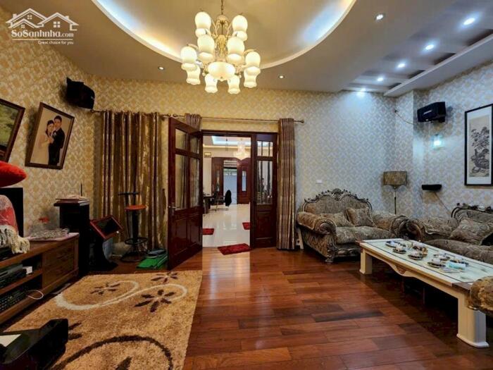 Hình ảnh Bán nhà mặt phố Đại Cồ Việt 59m2 mặt tiền rộng thang máy vỉa hè rộng 2