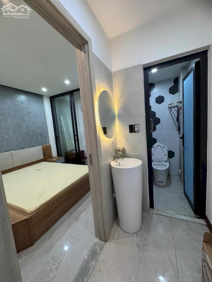 Hình ảnh HÓT _ TIỂU LA TRUNG TÂM _ KIÊT OTO _ 3 TẦNG _ GIÁ: 4 TY 7 1