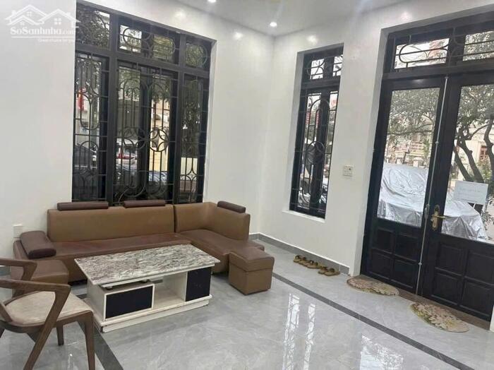 Hình ảnh Cho thuê biệt thự Văn Cao, DT: 100m2, 6 p.ngủ khép kín. 5