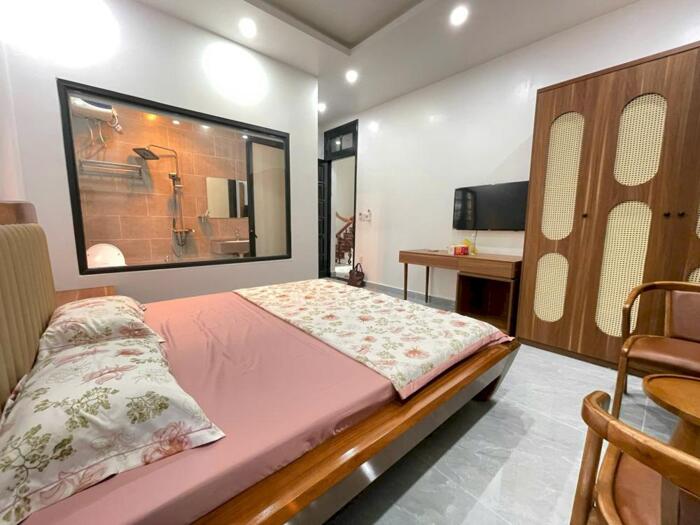 Hình ảnh Cho thuê biệt thự Văn Cao, DT: 100m2, 6 p.ngủ khép kín. 4