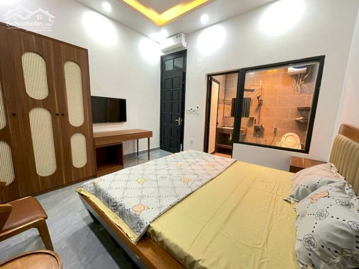 Hình ảnh Cho thuê biệt thự Văn Cao, DT: 100m2, 6 p.ngủ khép kín. 2