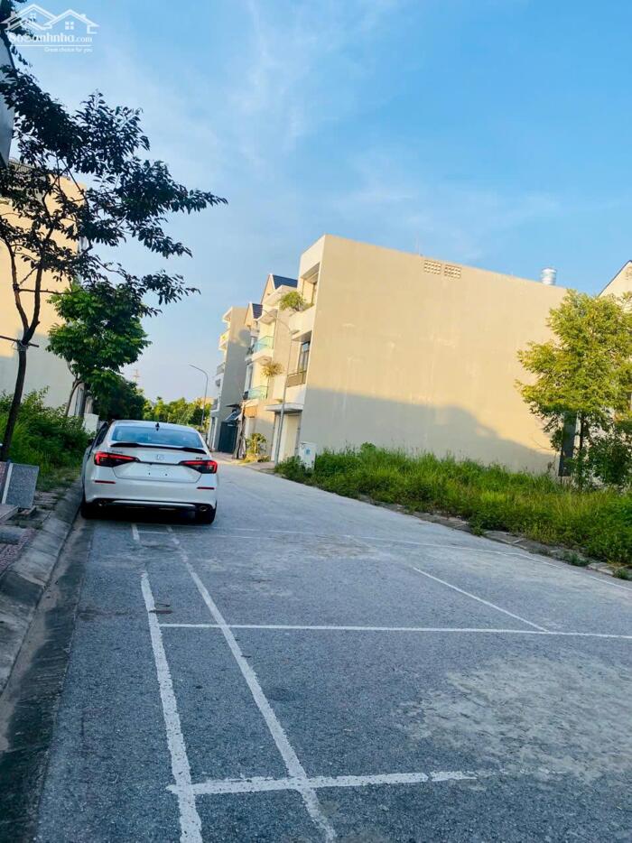 Hình ảnh Bán đất đầu tư hoặc xây nhà đẹp tại khu Diệp Linh, Liên Bảo, Vĩnh Yên, Vĩnh Phúc. 2