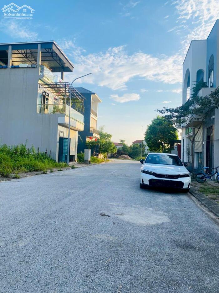 Hình ảnh Bán đất đầu tư hoặc xây nhà đẹp tại khu Diệp Linh, Liên Bảo, Vĩnh Yên, Vĩnh Phúc. 3