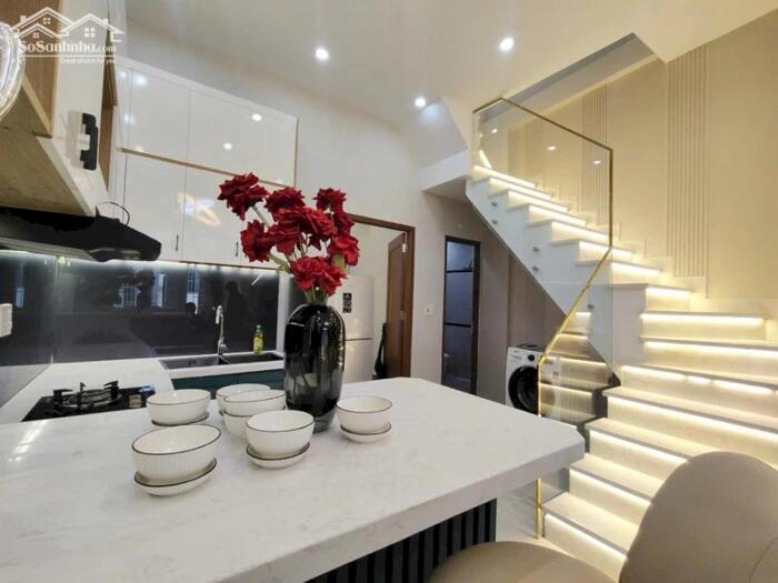 Hình ảnh SIÊU RẺ _ NHÀ ĐẸP 2 TẦNG TRẦN CAO VÂN _ KIỆT TRƯỚC NHÀ 3M _ GIÁ 3.68 TỶ 0