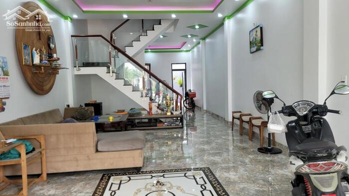 Hình ảnh Bán Căn Nhà 1 Trệt 2 Lầu Mặt Tiền Kinh Doanh Đường Rộng 32m2,Tại Trảng Bom 5