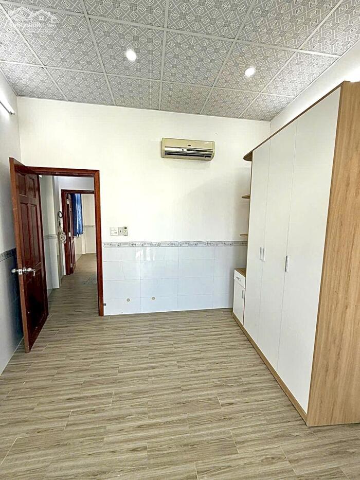 Hình ảnh Nhà Trệt Lầu Trục chính hẻm 107 Hoàng Văn Thụ 5