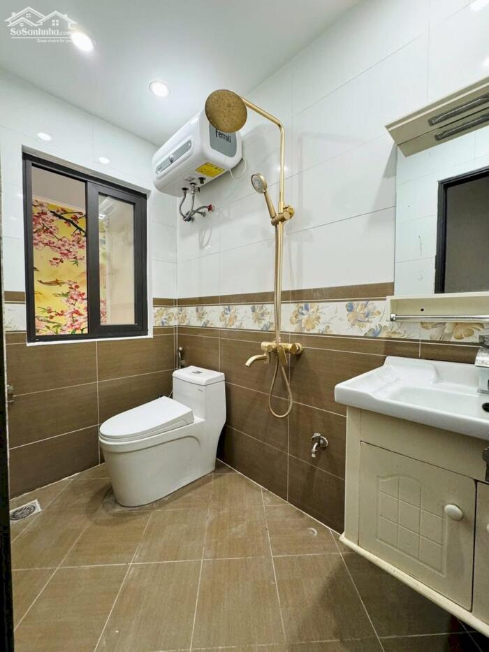 Hình ảnh BÁN NHÀ PHỐ TRẠM, LONG BIÊN, GẦN AEON MALL LONG BIÊN 5T, 43M2, GIÁ 8,5 TỶ 1