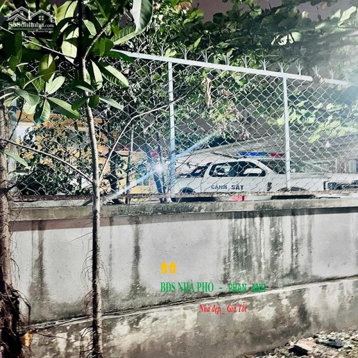 Hình ảnh Bán gấp nhà phố Thủ Đức – Chưa đến 54 trịuu/m2 – Liền kề Hồ Văn Tư ! 1