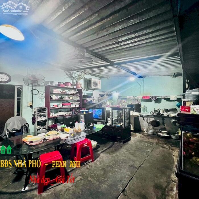 Hình ảnh Bán gấp nhà phố Thủ Đức – Chưa đến 54 trịuu/m2 – Liền kề Hồ Văn Tư ! 3