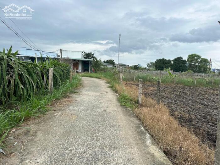 Hình ảnh Bán Đất Giá Ngộp 6x30(180m2) Full Thổ Cư Gần Biển Giá Chỉ 650 Triệu 0