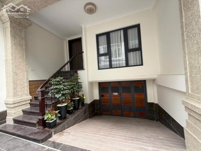 Hình ảnh Bán Nhà Dòng Tiền Quận Tây Hồ 95m2-7T MT5,5m VỪA Ở VỪA KD 29,5 Tỷ Võng Thị. 0