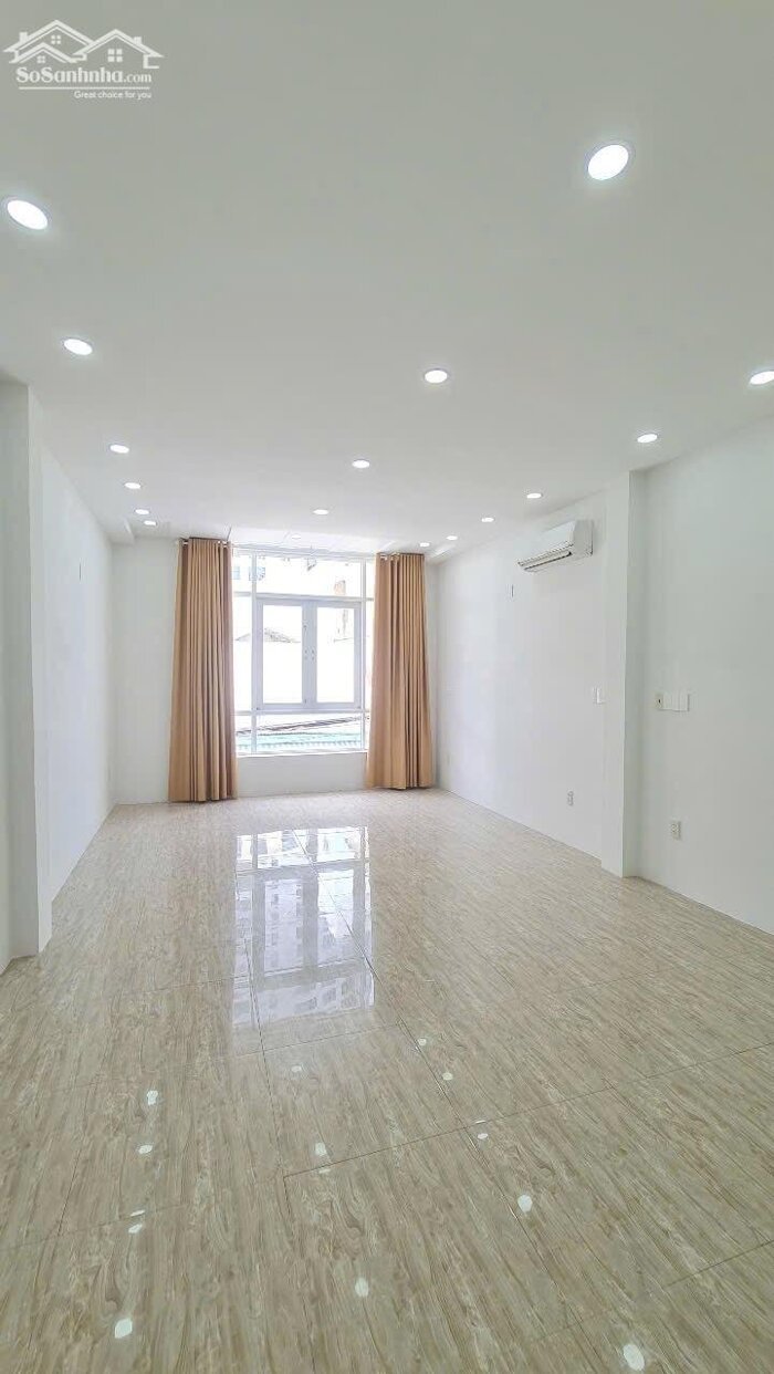 Hình ảnh Bán nhà mặt tiền kinh doanh sát biển Nha Trang 5