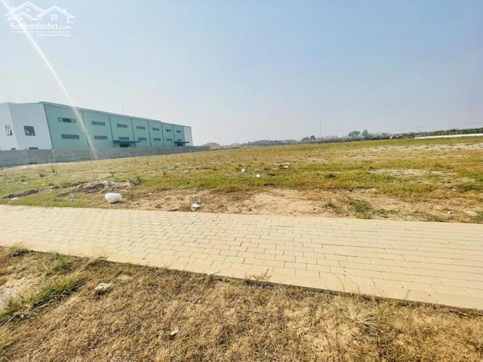 Hình ảnh Bán lô đất 5.1ha trong KCN Yên Phong, đã sẵn mặt bằng , xuất hoá đơn đủ.LH 0988 457 392 1