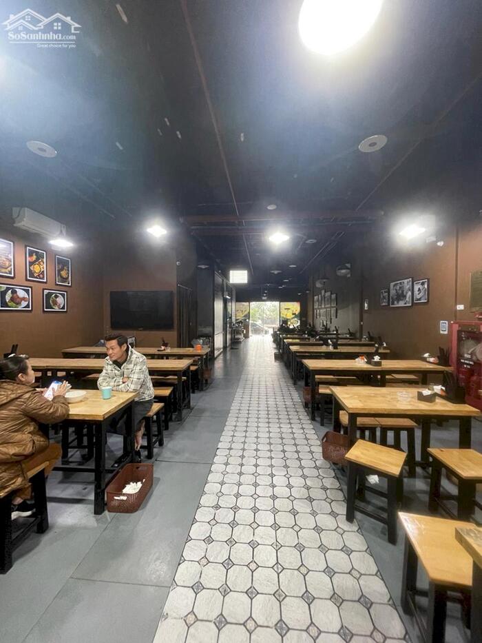 Hình ảnh Bán Nhà Mặt Phố Quận Cầu Giấy 61m2-5T 7m Vỉa Hè 36,3 Tỷ Nguyễn Phong Sắc. 2