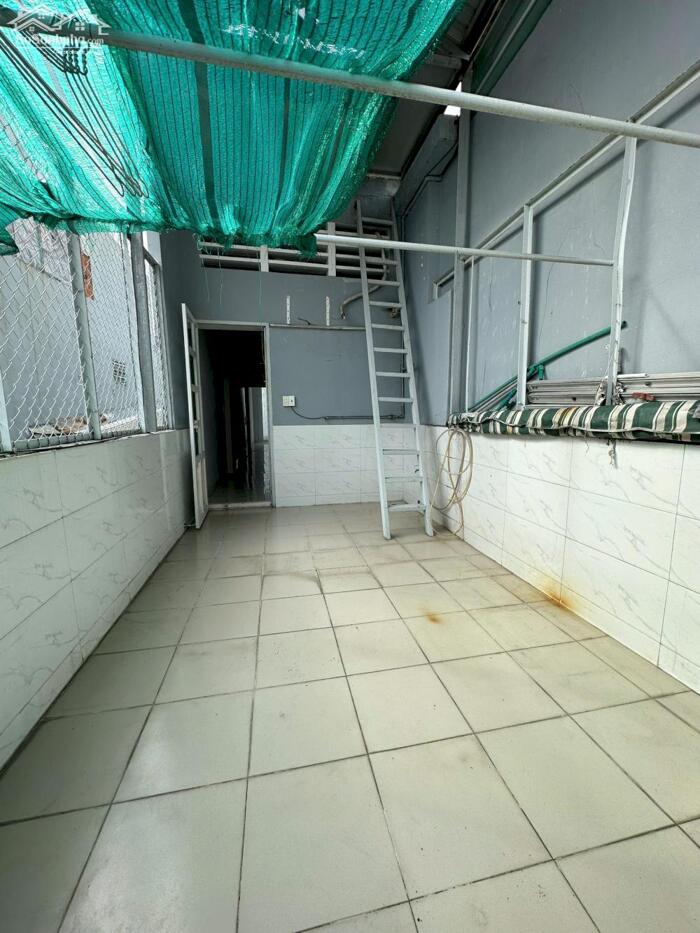 Hình ảnh BÁN NHÀ 5PN – 2 MẶT TIỀN – NGUYỄN BIỂU Q5 – SÁT Q1 – SỔ RIÊNG - GIÁ 9.8 TỶ 7