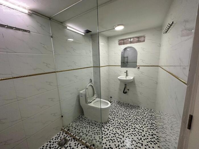 Hình ảnh BÁN NHÀ 5PN – 2 MẶT TIỀN – NGUYỄN BIỂU Q5 – SÁT Q1 – SỔ RIÊNG - GIÁ 9.8 TỶ 4