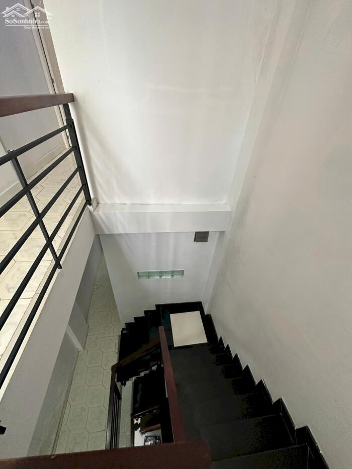 Hình ảnh BÁN NHÀ 5PN – 2 MẶT TIỀN – NGUYỄN BIỂU Q5 – SÁT Q1 – SỔ RIÊNG - GIÁ 9.8 TỶ 8