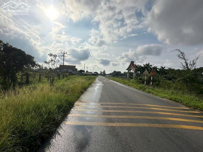 Hình ảnh Bán Đất 20x53(951m2) Sẵn 200m2 Thổ Cư Hùng Vương Tân Tiến LaGi Giá Rẻ 5