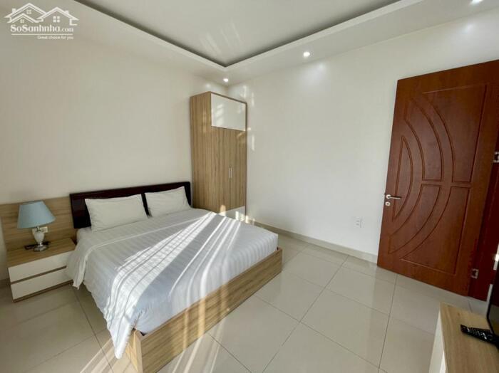 Hình ảnh Cho thuê căn hộ phố Văn Cao, 2 p.ngủ (80m2). 5