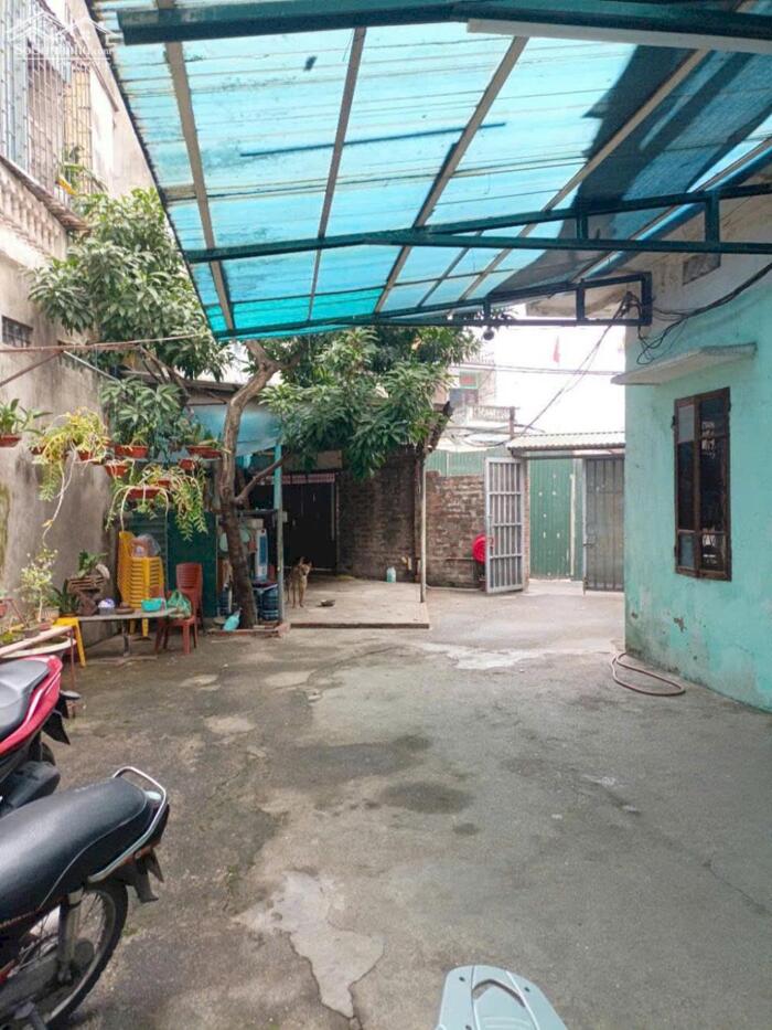 Hình ảnh Bán 315m2 đất Tam Trinh, Chỉ 30m ra mặt phố, giá tốt 0