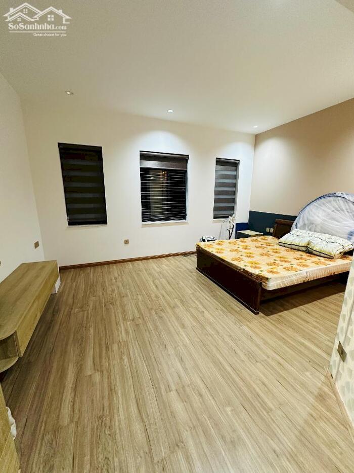 Hình ảnh Bán Biệt thự Linh Đàm gần 200m2, MT 10m, Giá hơn 40 tỷ 2