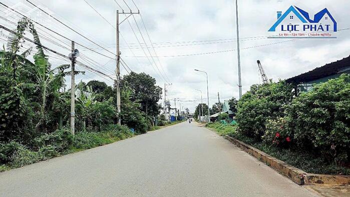 Hình ảnh Bán đất 2 mặt tiền đường Phường Tân Hạnh - Biên Hòa 4700m2 chỉ 7tr/m2 2