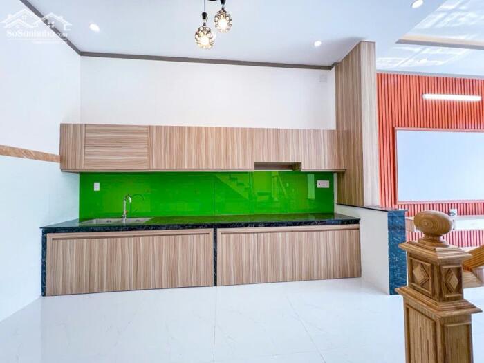 Hình ảnh KẸT TIỀN BÁN NHÀ LẦU MẶT CÁCH TIỀN QUỐC LỘ 51 VỊ TRÍ GẦN TRUNG TÂM BIÊN HOÀ 4