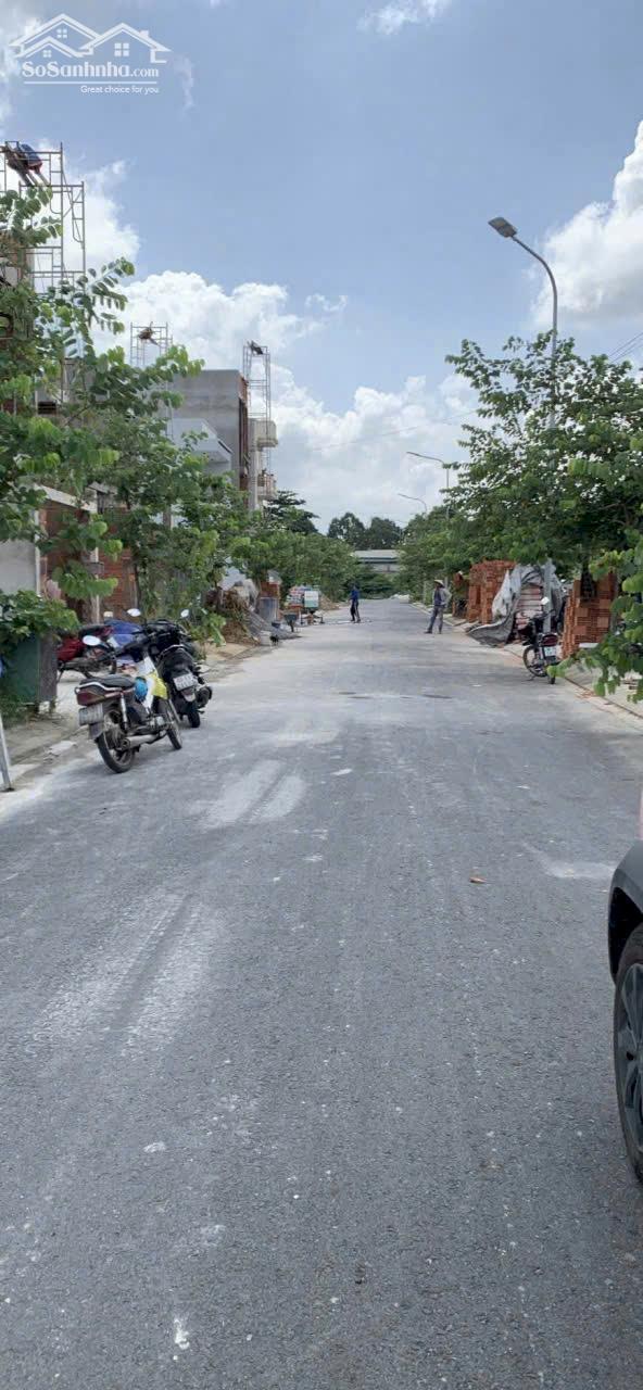 Hình ảnh Cần Bán Nhà 3mặt tiền đường Phường Biên Hoà ( Phường Bửu Hoà Cũ) 2