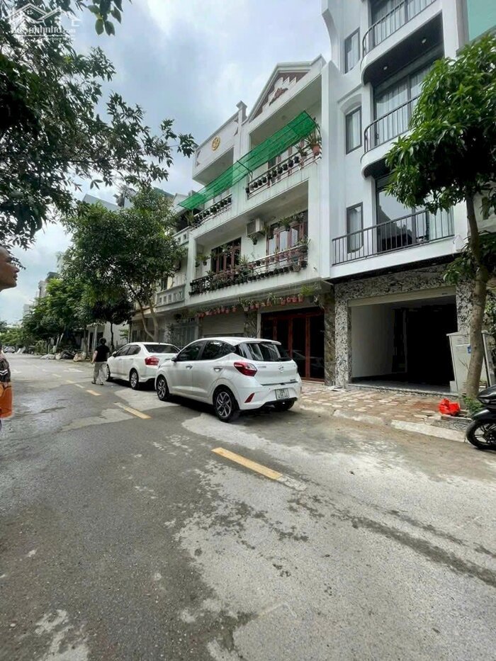 Hình ảnh Bán Nhà Khu Tái Định Cư Long Biên - Ngay Đăng Kiểm - Vỉa Hè - 55m x 6T. Lh 0965858116 0