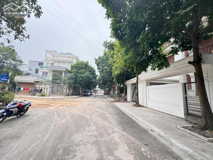 Hình ảnh Bán đất đẹp hướng tây nam đường Chu Văn Khâm, Khai Quang, Vĩnh Yên, Vĩnh Phúc 0