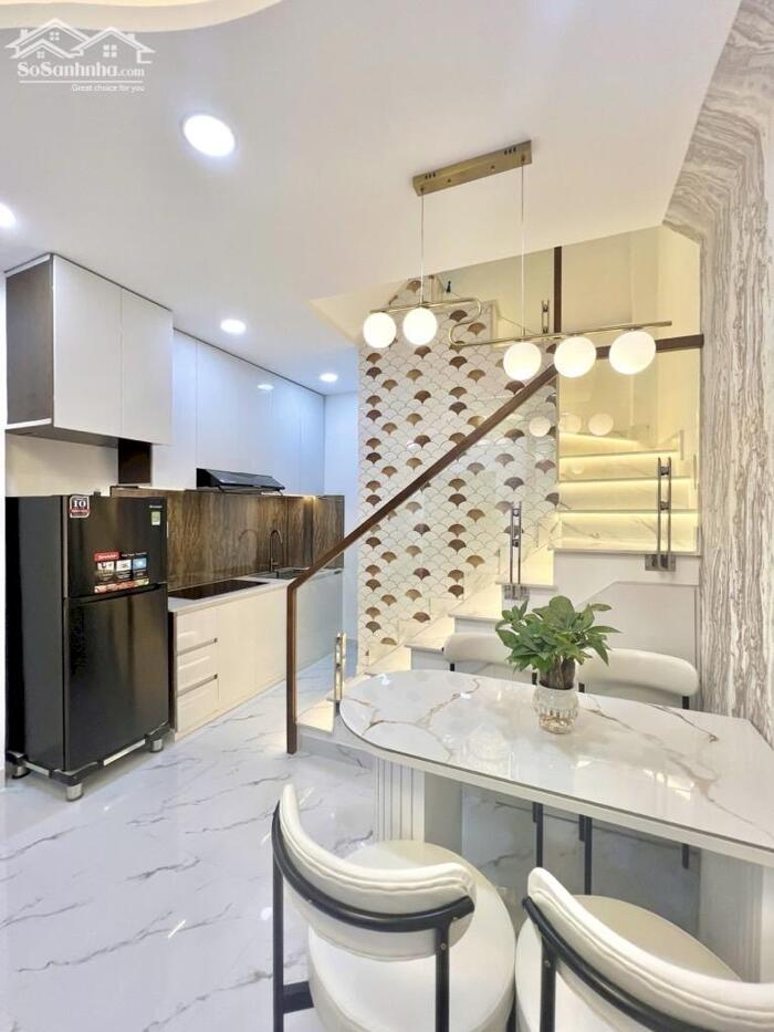 Hình ảnh SIÊU PHẨM HOÀNG SA QUẬN 3FULL NỘI THẤT SANG XỊN MỊN - 3 TẦNG 2PNSD ~70M2 NGANG 3.6M SỔ A4 - 4.x TỶ 1