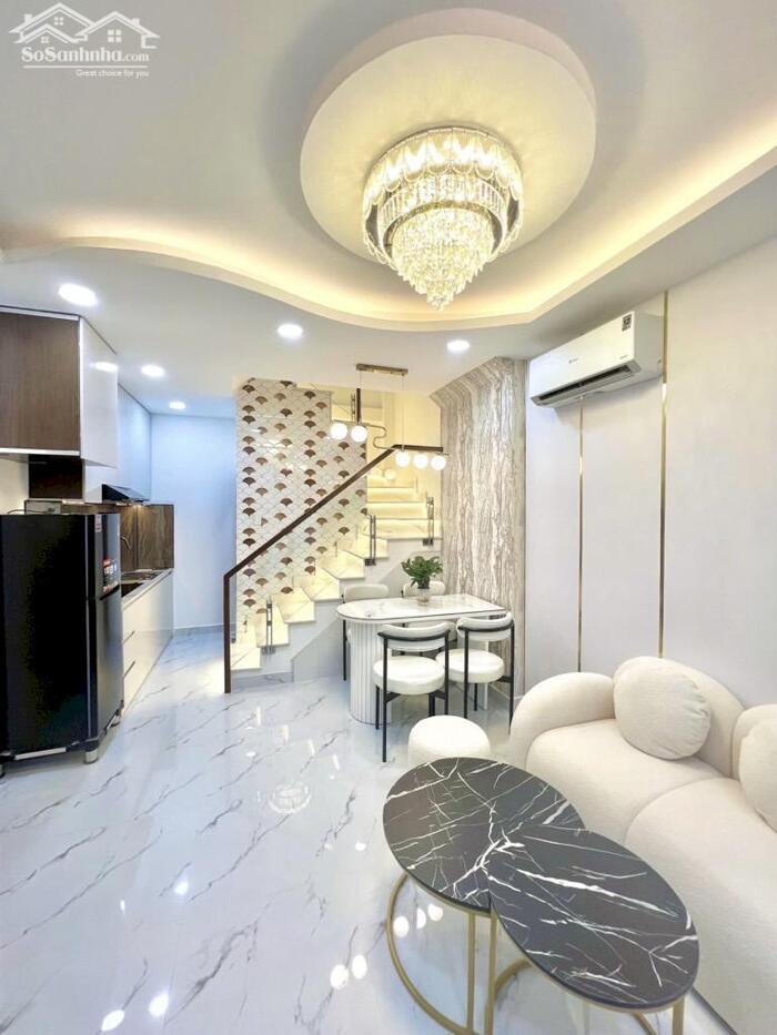 Hình ảnh SIÊU PHẨM HOÀNG SA QUẬN 3FULL NỘI THẤT SANG XỊN MỊN - 3 TẦNG 2PNSD ~70M2 NGANG 3.6M SỔ A4 - 4.x TỶ 2