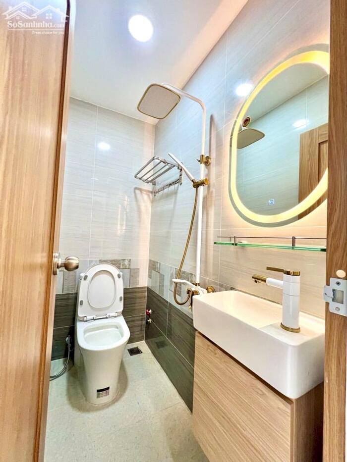 Hình ảnh SIÊU PHẨM HOÀNG SA QUẬN 3FULL NỘI THẤT SANG XỊN MỊN - 3 TẦNG 2PNSD ~70M2 NGANG 3.6M SỔ A4 - 4.x TỶ 5