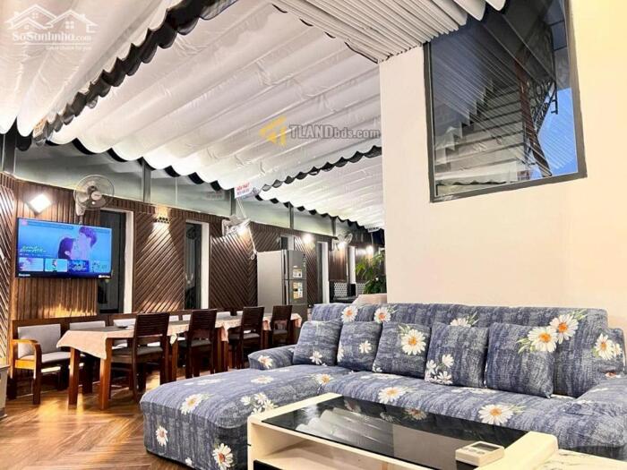 Hình ảnh Villa vừa ở vừa kinh doanh, có phòng căn hộ dành riêng cho gia đình, có view 1