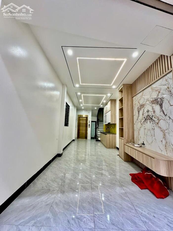 Hình ảnh Bán nhà Hoàng Hoa Thám 144m2 cách phố 10m oto dừng đỗ kinh doanh tốt 0