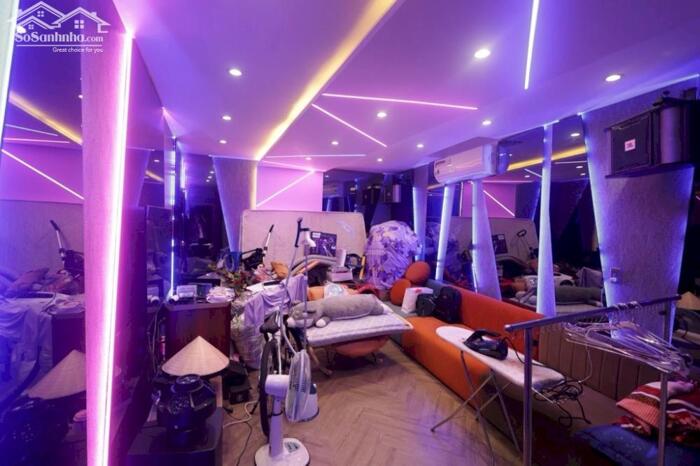 Hình ảnh OTO VÀO NHÀ  - Q3 GẦN MẶT TIỀN HOÀNG SA – NHÀ ĐẸP LUNG LINH – FULL NỘI THẤT 6