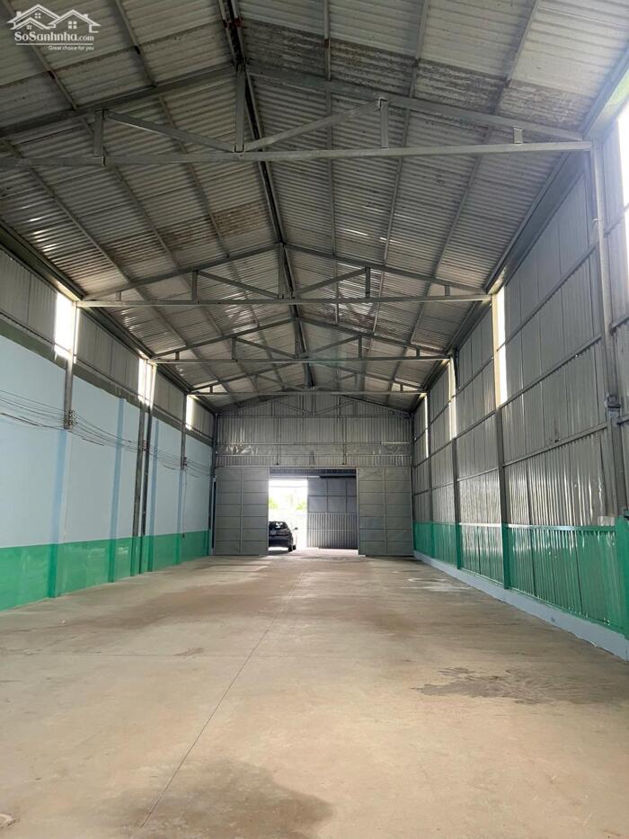 Hình ảnh CHO THUÊ XƯỞNG 400m2 GIÁ CHỈ 25tr TẠI NHỊ BÌNH HÓC MÔN 0