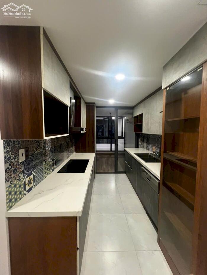 Hình ảnh BÁN NHÀ ĐẸP HẺM XE HƠI THÀNH THÁI Q.10 - 3.5*11 - GIÁ TỐT 3