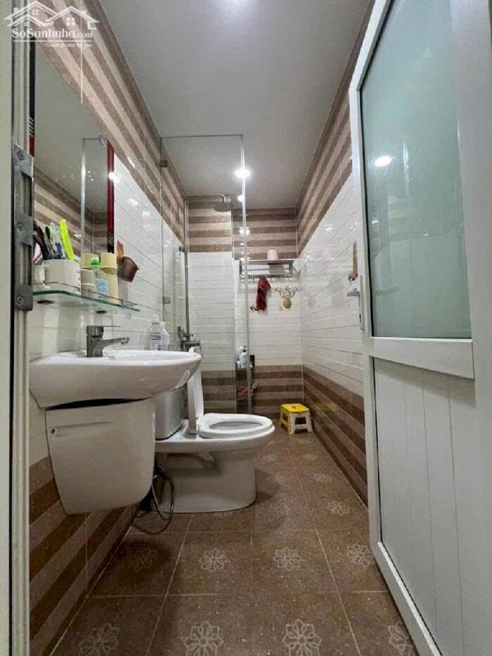 Hình ảnh Bán nhà vị trí cực đẹp đường Phạm Văn Chiêu, phường 16, Gò Vấp 10