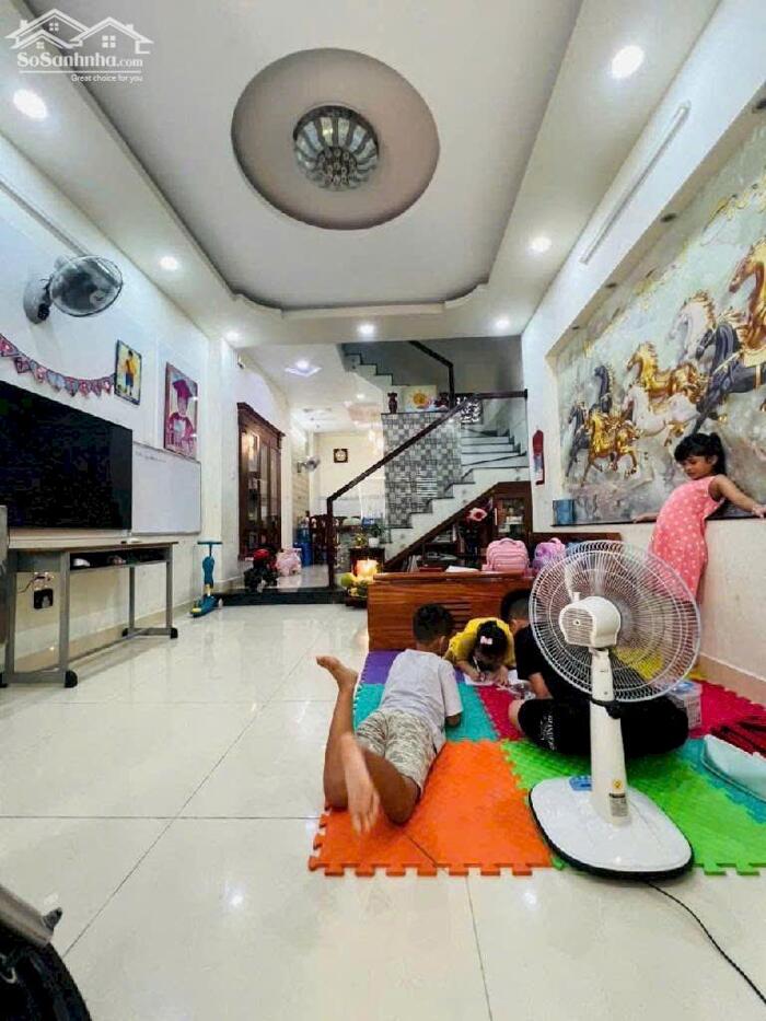 Hình ảnh Bán nhà vị trí cực đẹp đường Phạm Văn Chiêu, phường 16, Gò Vấp 5