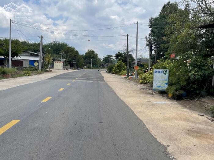 Hình ảnh Lô góc ngay mặt tiền đường tỉnh ĐT750 nằm sát KCN giá 3,7tr/m2 1