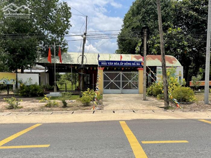 Hình ảnh Lô góc ngay mặt tiền đường tỉnh ĐT750 nằm sát KCN giá 3,7tr/m2 2